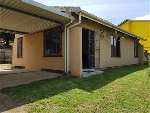 3 Bed House in Newlands West