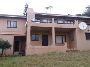 9 Bed House in Trafalgar