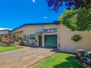 4 Bed House in Machadodorp