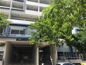 87 m² Commercial space in New Town Centre