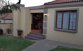 3 Bedroom Townhouse in Krugersdorp Central