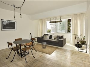 2 Bed Apartment in Humewood
