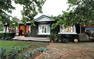 3 Bedroom House in Wembley