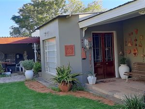 2.2 ha Smallholding in Ritchie