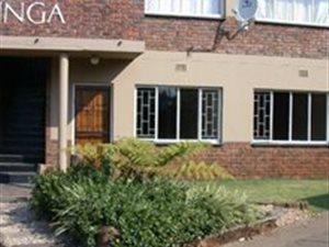 7.5 Bed Flat in Lyttelton