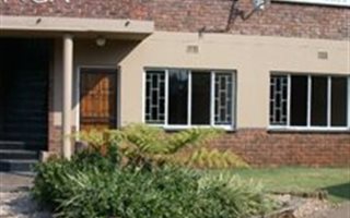 7.5 Bedroom Flat in Lyttelton