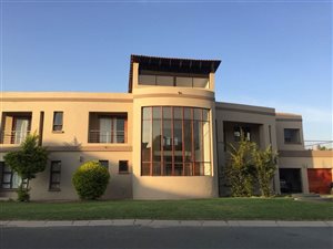 5 Bed House in Savannah Hills