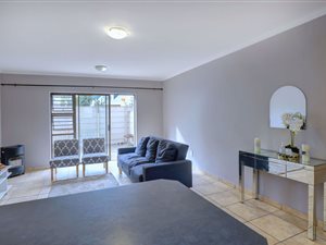 2 Bed Apartment in George South