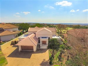 4 Bed House in Pebble Rock