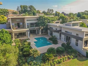 5 Bed House in Eldoraigne