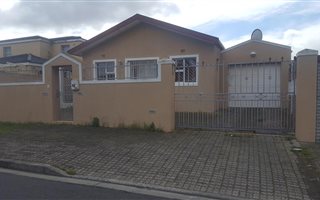 3 Bedroom House in Heathfield