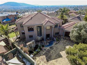 4 Bed House in Raslouw