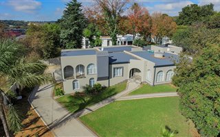 4 Bedroom House in Ferndale