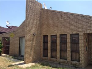 3 Bed House in Acaciaville