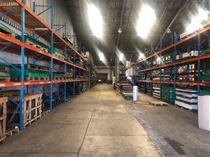 3100 m² Industrial space in Deal Party