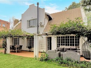3 Bedroom House in Houghton Estate