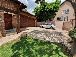3 Bed Townhouse in Highveld