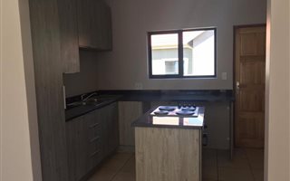 3 Bedroom Cluster in Lakefield