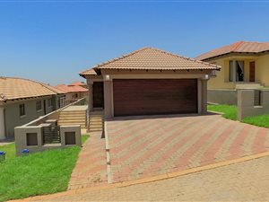 3 Bed Townhouse in Amandasig