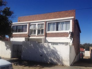 495 m² Commercial space in Malvern