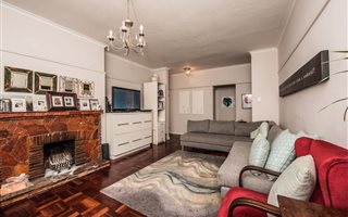 2 Bedroom Apartment in Kenilworth Upper