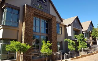 633 m² Office Space in Doringkloof