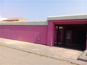 2 Bedroom House in Soweto Central
