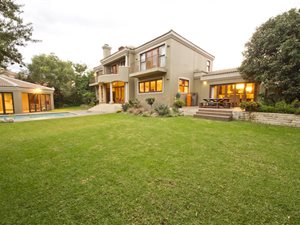 4 Bed House in Dainfern Golf Estate