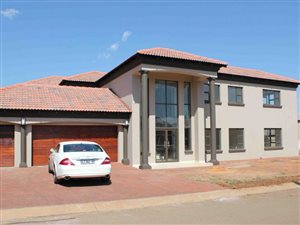 4 Bed House in Zambezi Country Estate