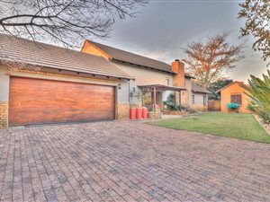 3 Bed House in Ruimsig