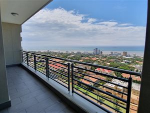 2 Bed Flat in Herrwood Park