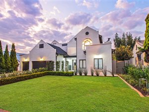 4 Bed House in Boardwalk Meander