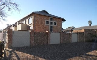1 Bedroom Apartment in Rietfontein