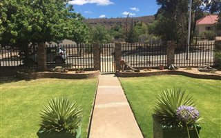 4 Bedroom House in Beaufort West