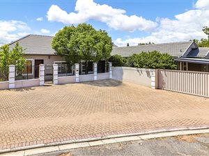 3 Bed House in Bellville Central