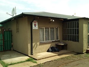 2 Bedroom House in Vanderbijlpark CW6