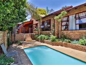 3 Bed House in Bromhof