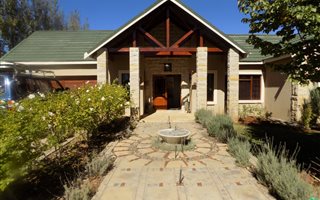 3 Bedroom House in Magersfontein Memorial Golf Estate
