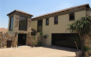 4 Bedroom House in Thorn Valley Estate