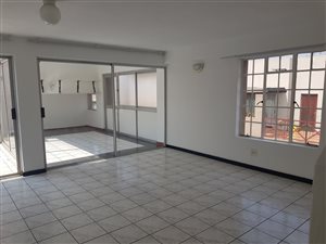 3 Bed Apartment in Glenhazel