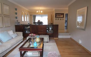 3 Bedroom Townhouse in Bedford Park