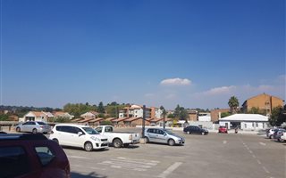 372 m² Commercial space in Cresta