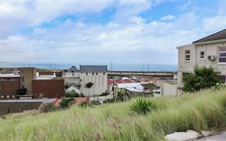 558 m² Land available in Richmond Hill