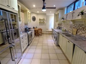 2 Bed House in Silver Lakes Golf Estate