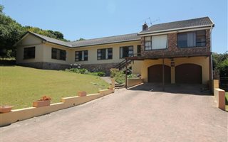 5 Bedroom House in East Bank