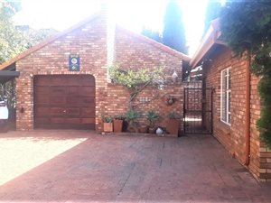 2 Bed Duet in Menlo Park