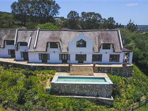 21.3 ha Farm in Stilbaai