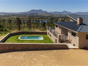 1 ha Farm in Firlands