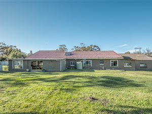 9.1 ha Farm in Greenbushes AH