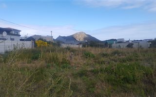 600 m² Land available in Pringle Bay
